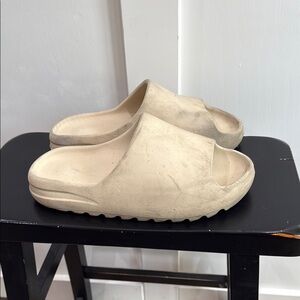 Adidas - Yeezy Slides size US 10 - AS IS PURCHASE